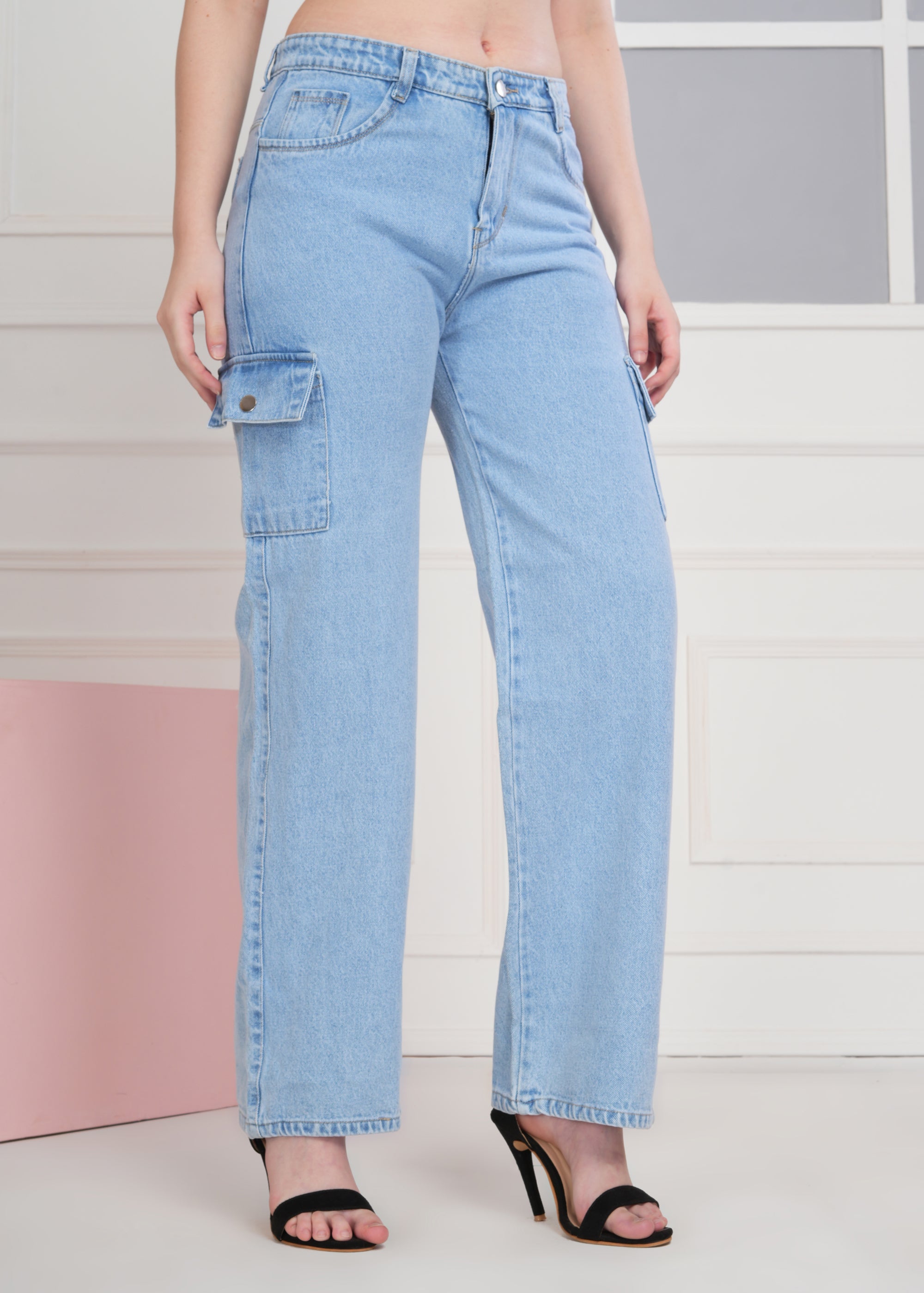 Women Wide Leg High Rise Light Fade Six Pocket Sky Blue Jeans